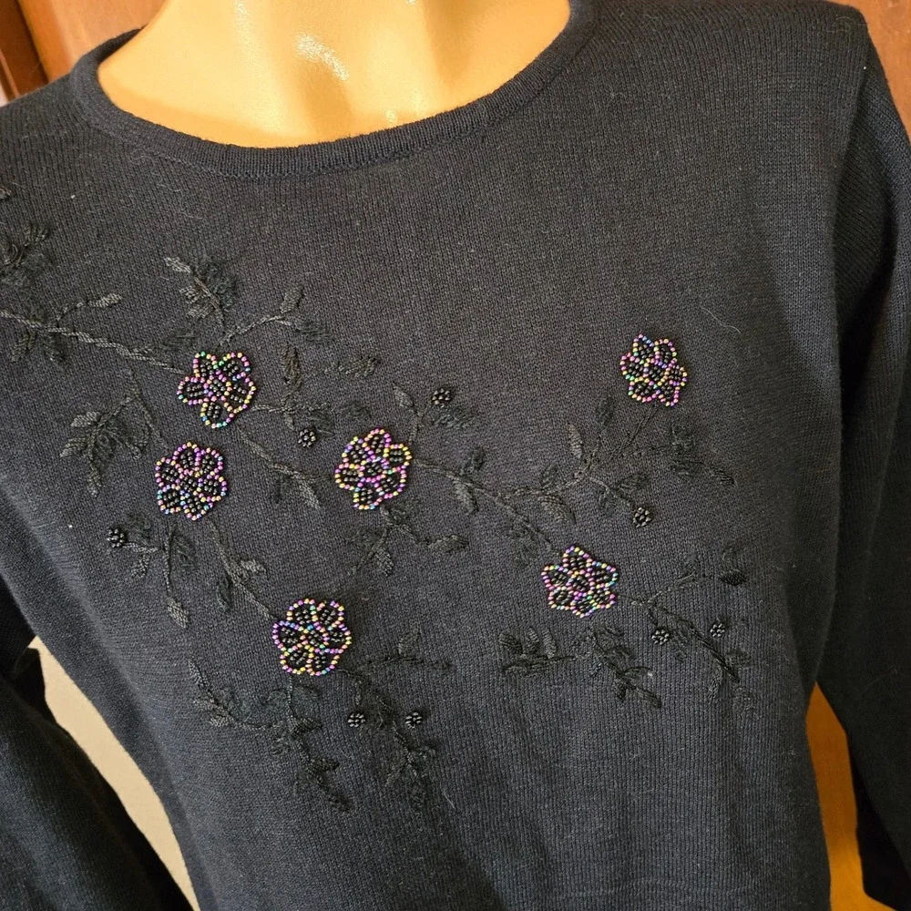 Vintage Jenny Black Beaded Floral Embroidery Long Sleeve‎ Knit Top Womens Small
